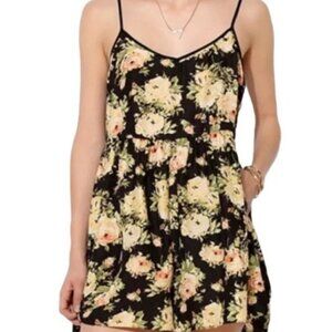 URBAN OUTFITTERS Kimchi Blue Floral Romper